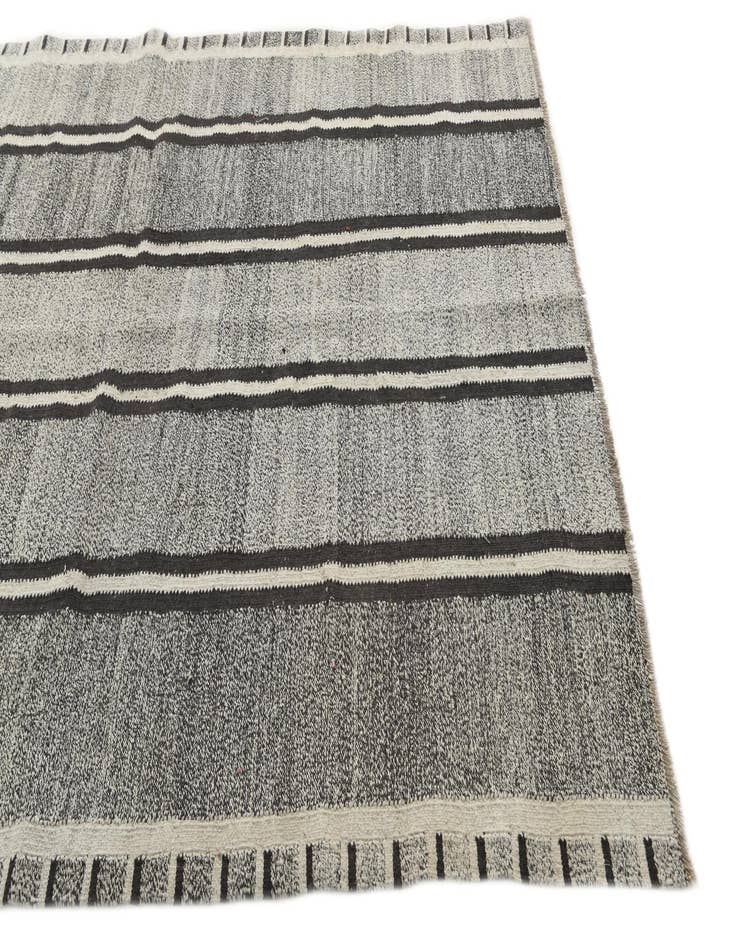 Detail image of  5' 5 x 8'  Hand Woven Kilim Modern Wool Rug