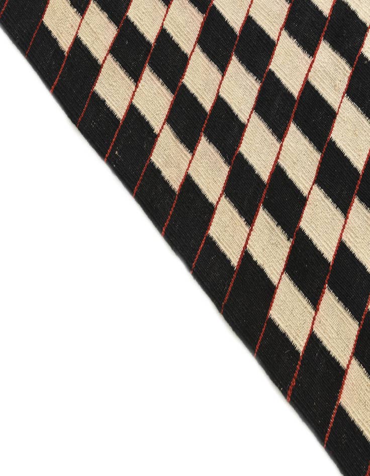 Detail image of  6' 6 x 9' 6  Hand Woven Kilim Modern Wool Rug