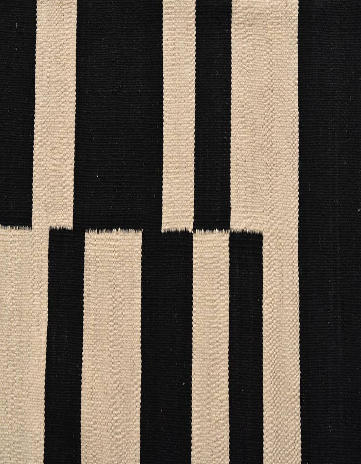 Detail image of  5' 8 x 7' 10  Hand Woven Kilim Modern Wool Rug