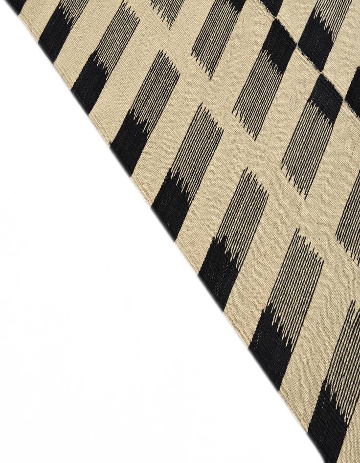 Detail image of  5' 7 x 7' 11  Hand Woven Kilim Modern Wool Rug