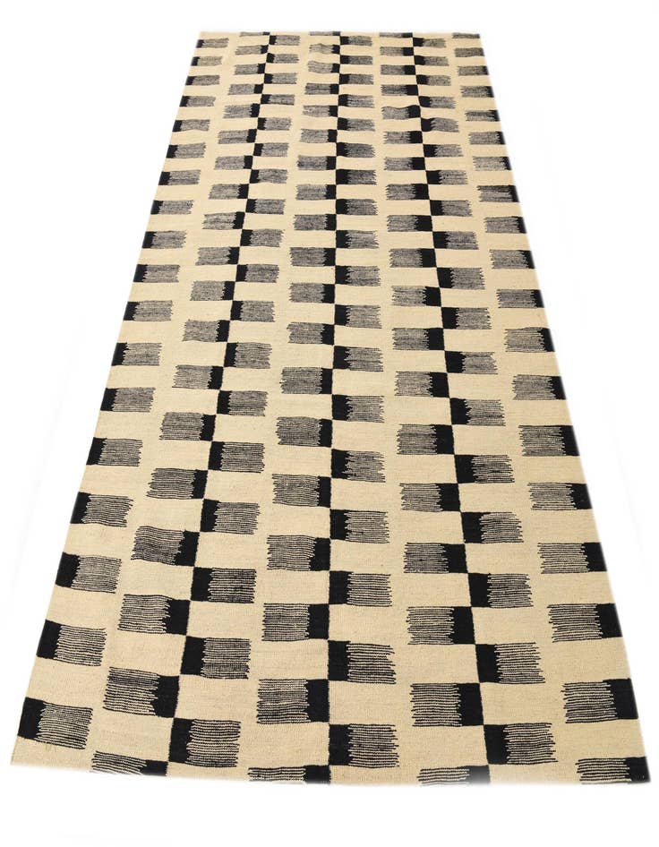 Detail image of  5' 9 x 7' 8  Hand Woven Kilim Modern Wool Rug