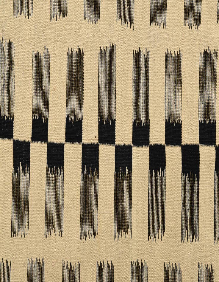 Detail image of  5' 9 x 7' 8  Hand Woven Kilim Modern Wool Rug