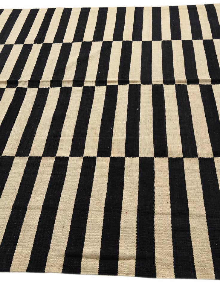 Detail image of  6' 9 x 9' 8  Hand Woven Kilim Modern Wool Rug