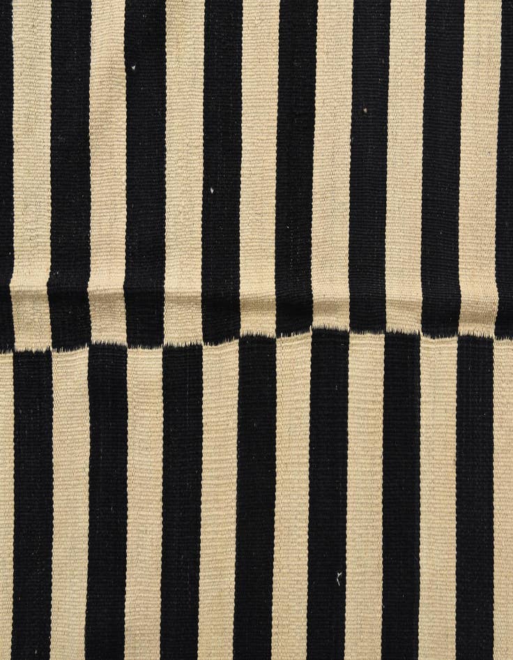 Detail image of  6' 9 x 9' 8  Hand Woven Kilim Modern Wool Rug