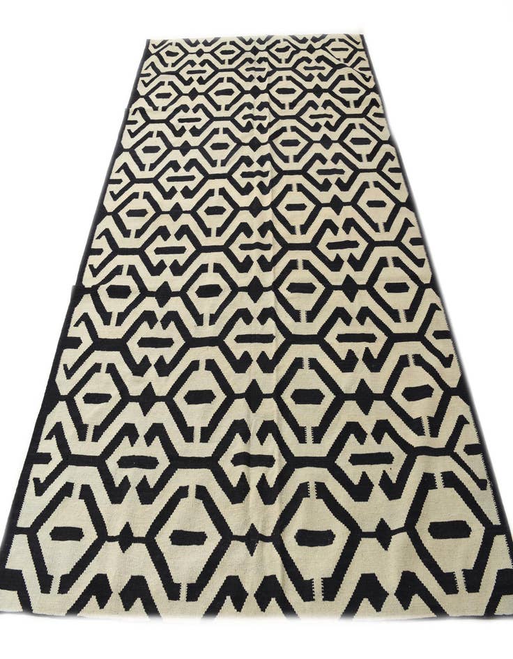 Detail image of  6' 9 x 9' 7  Hand Woven Kilim Modern Wool Rug