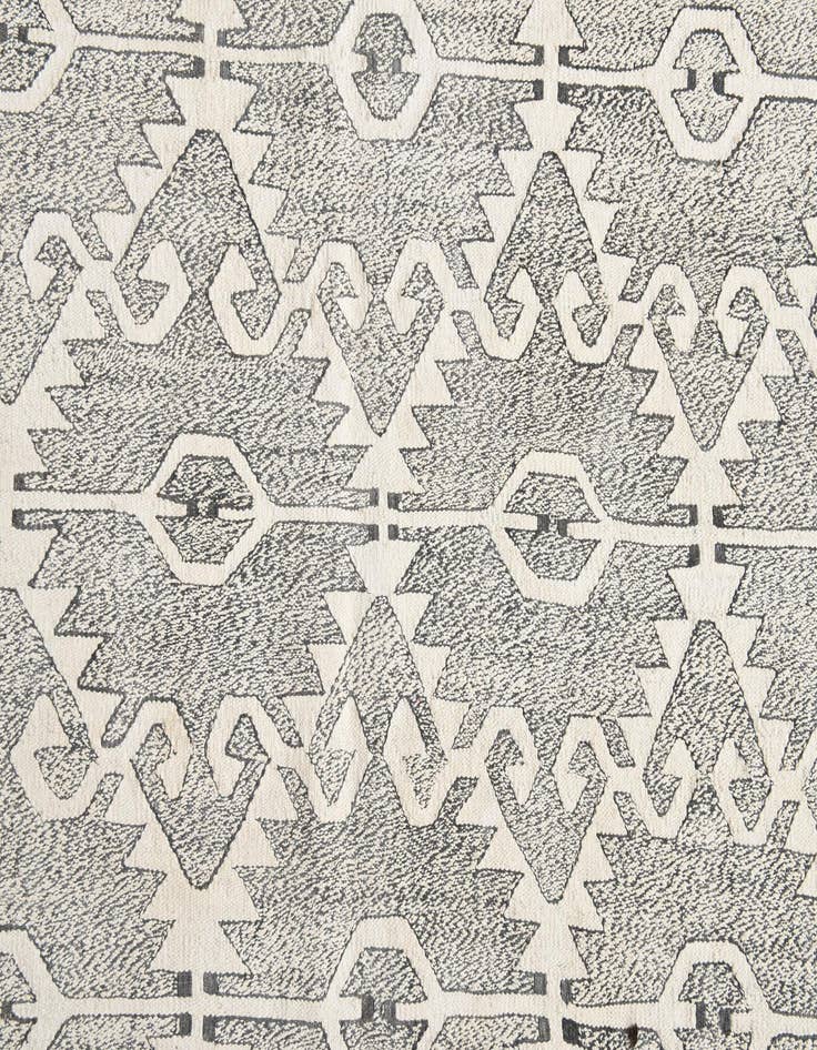 Detail image of  5' 7 x 7' 10  Hand Woven Kilim Modern Wool Rug