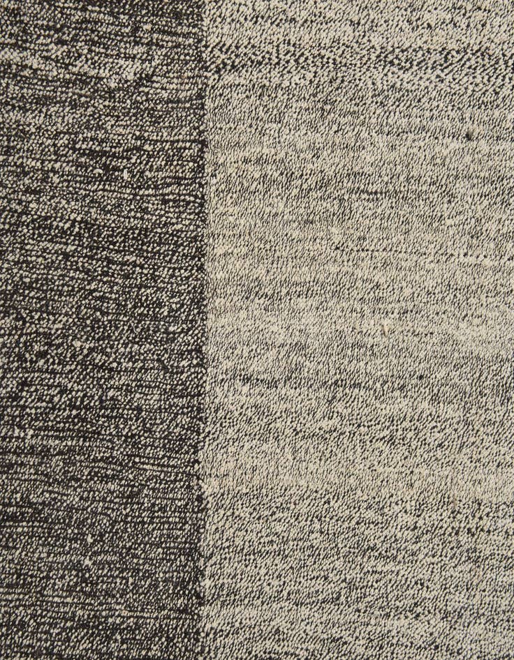 Detail image of  8' 2 x 9' 8  Hand Woven Kilim Modern Wool Rug