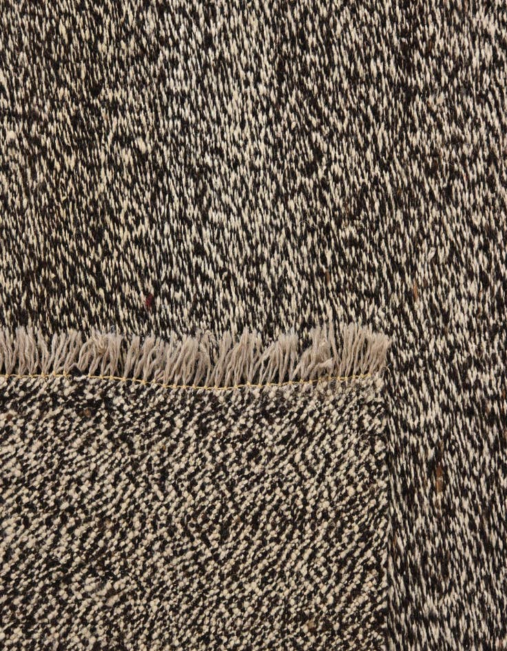 Detail image of  6' 9 x 9' 2  Hand Woven Kilim Modern Wool Rug