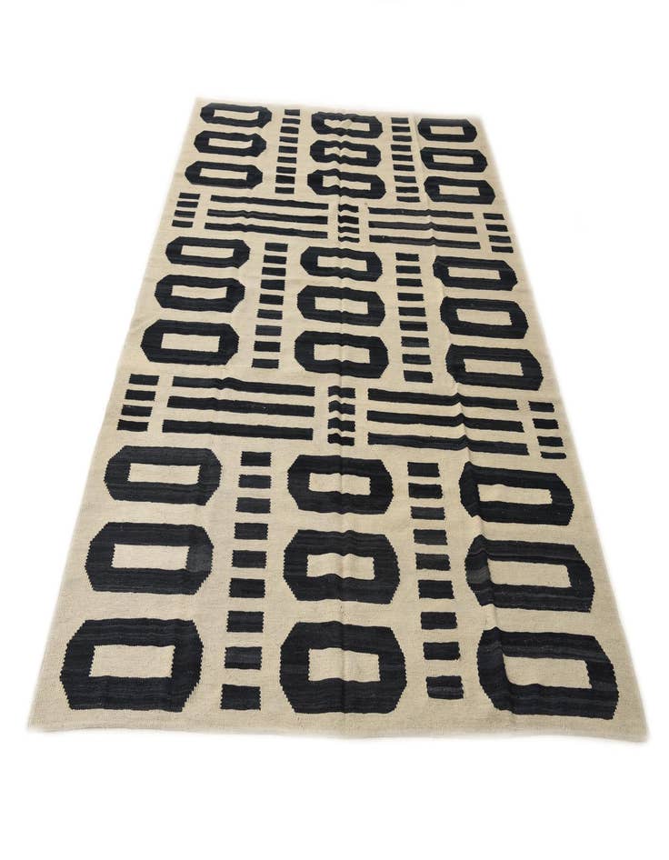 Detail image of  5' 9 x 7' 10  Hand Woven Kilim Modern Wool Rug