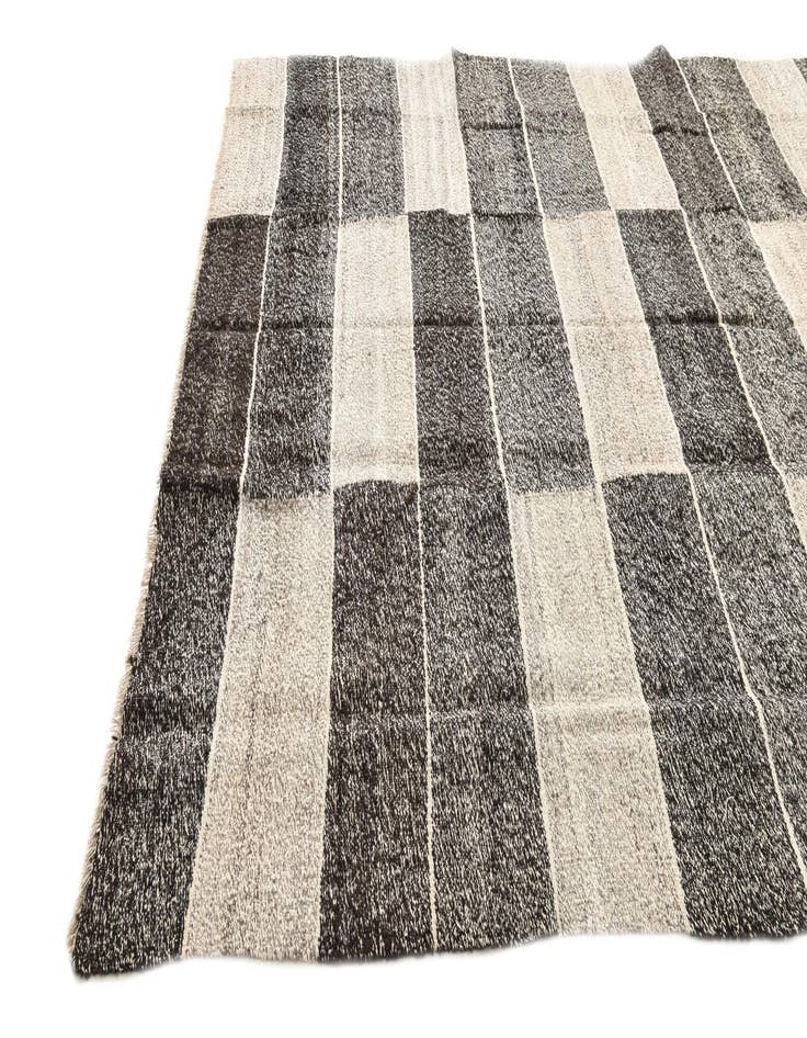 Detail image of  8' 1 x 9' 3  Hand Woven Kilim Modern Wool Rug