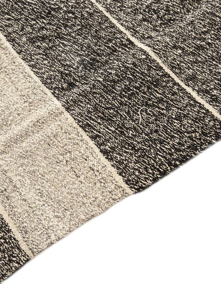 Detail image of  8' 1 x 9' 3  Hand Woven Kilim Modern Wool Rug