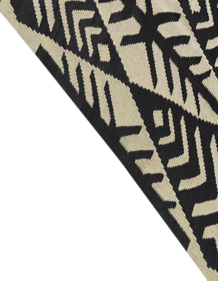 Detail image of  6' x 8' 6  Hand Woven Kilim Modern Wool Rug
