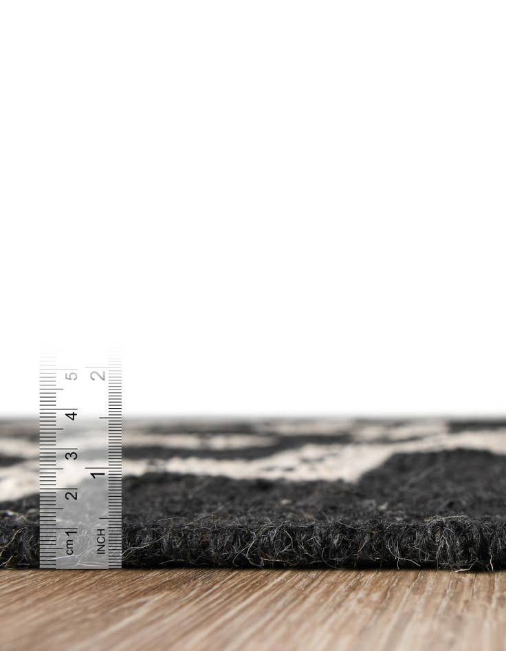 Detail image of  7' 10 x 10'  Hand Woven Kilim Wool Rug