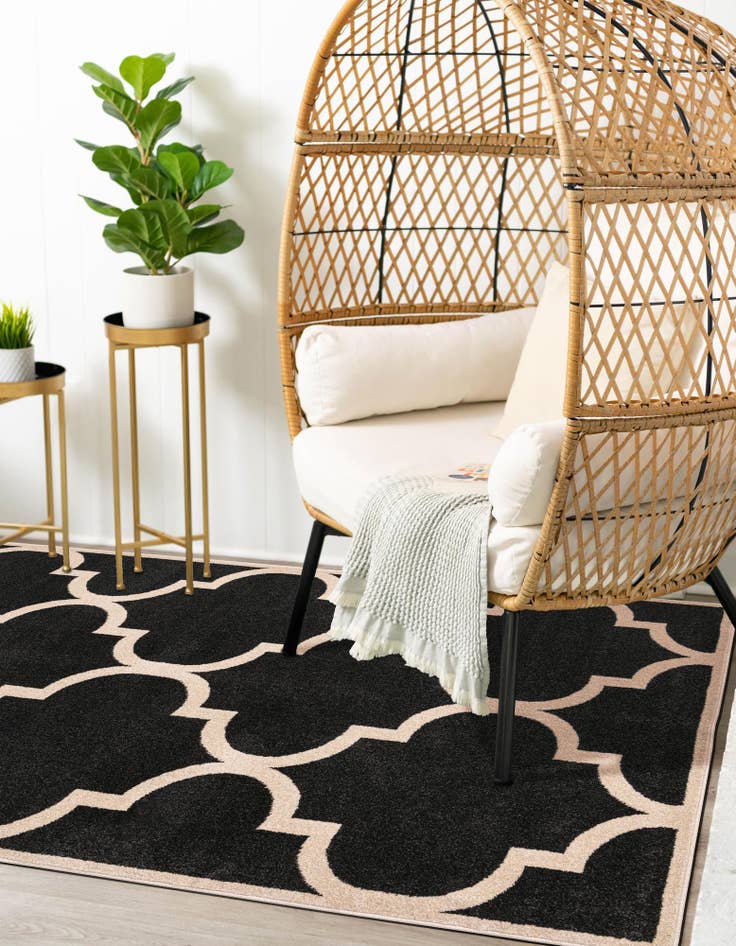 Detail image of  5' x 8' Lattice Rug