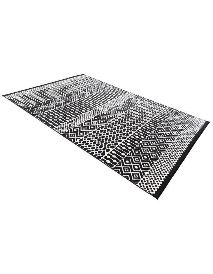 Detail image of  5' x 7' 7 Milano Rug