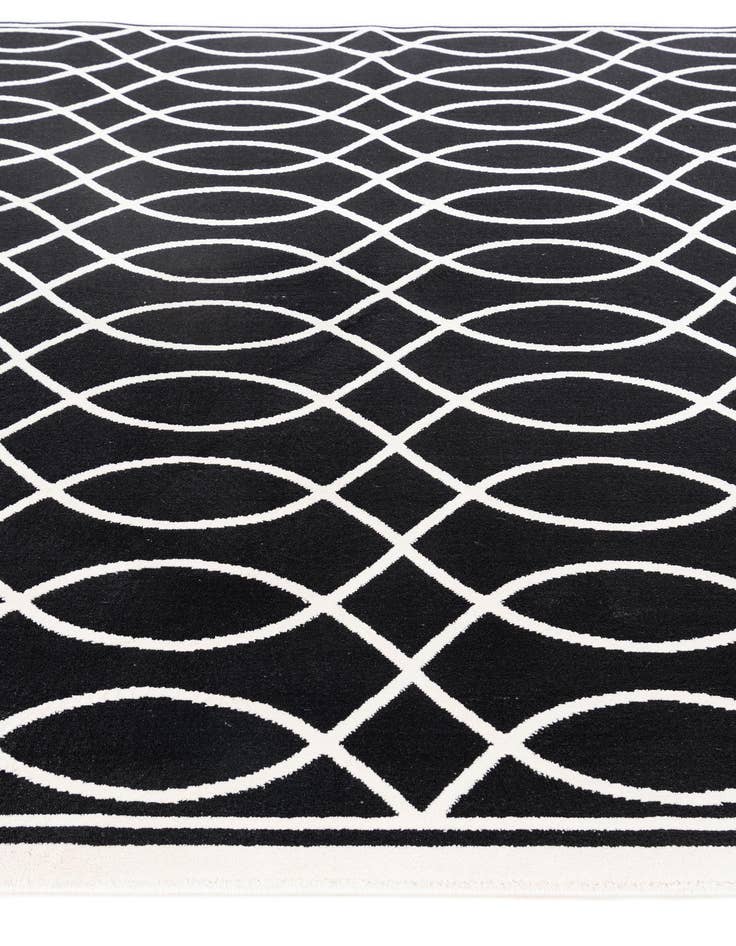 Detail image of  5' x 7' 7 Milano Rug