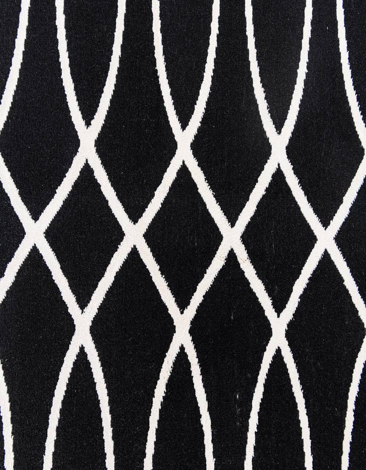 Detail image of  5' x 7' 7 Milano Rug