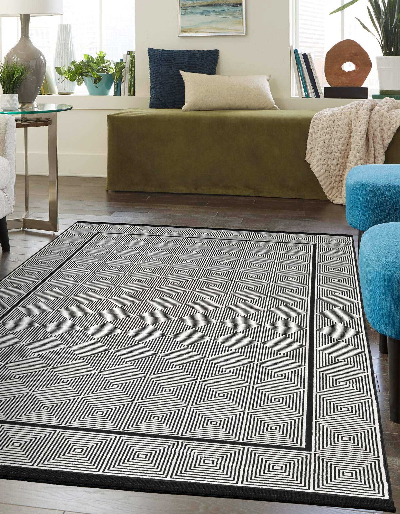 Black and White 2' x 3' 1 Milano Rug | Rugs.com