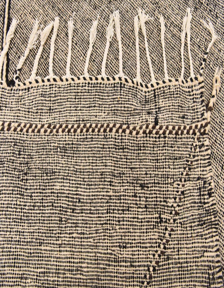 Detail image of 9' 5 x 13' 7 Hand Knotted Moroccan Wool Rug