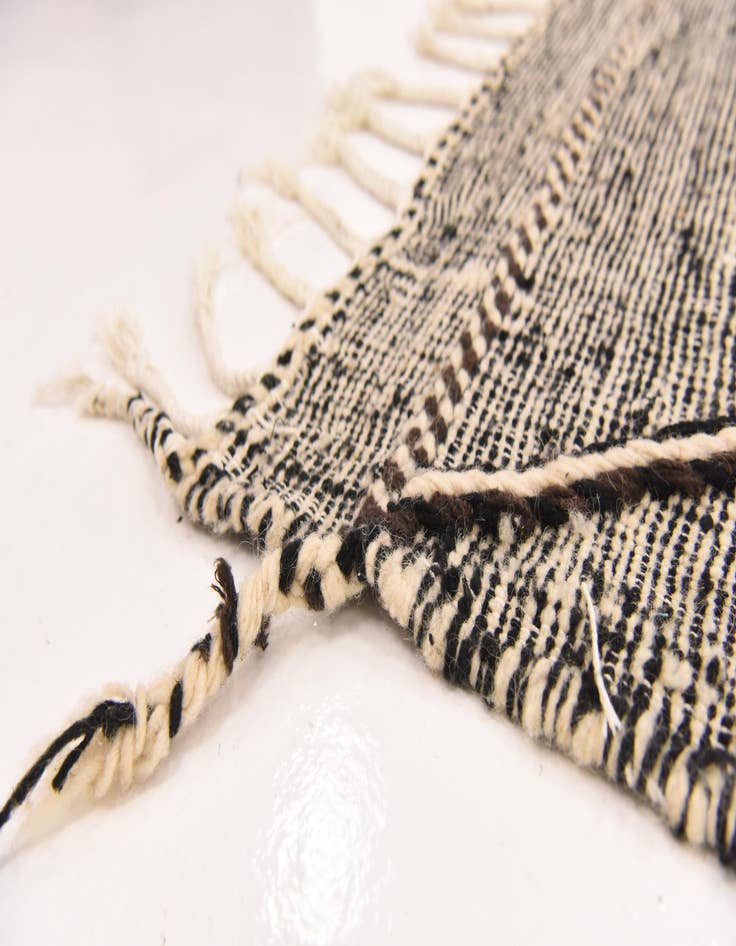 Detail image of 9' 5 x 13' 7 Hand Knotted Moroccan Wool Rug