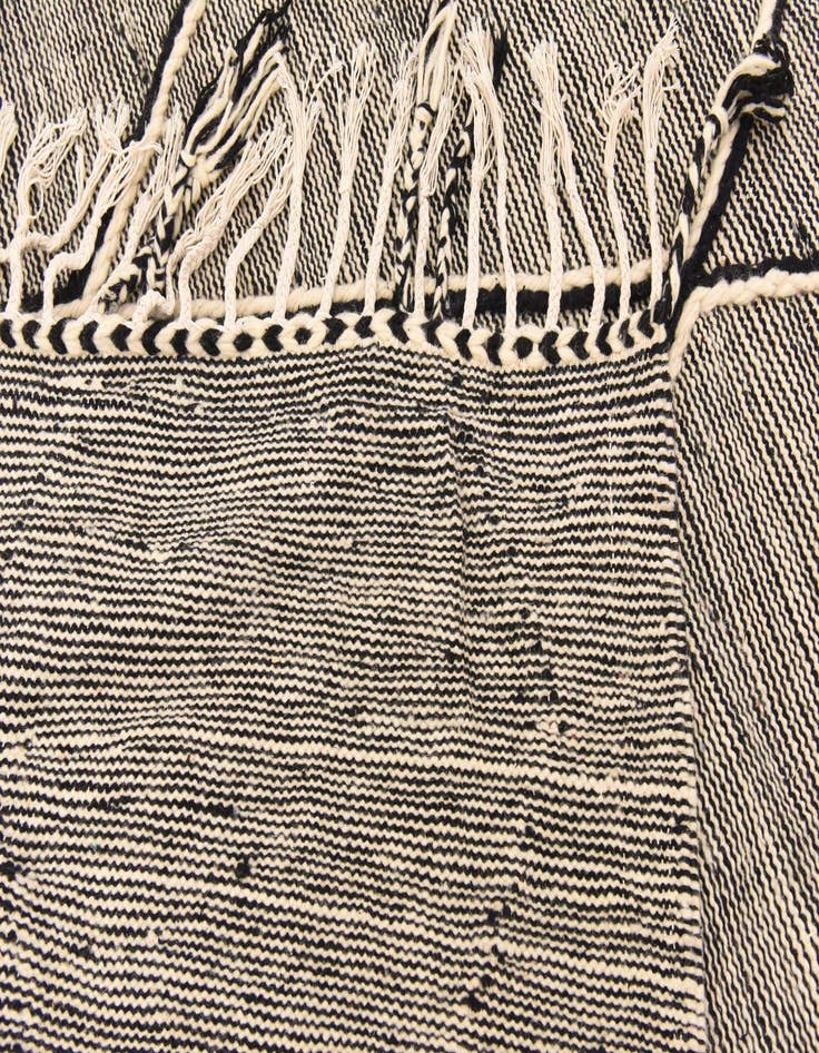 Detail image of  5' 2 x 8' 10  Hand Knotted Moroccan Wool Rug