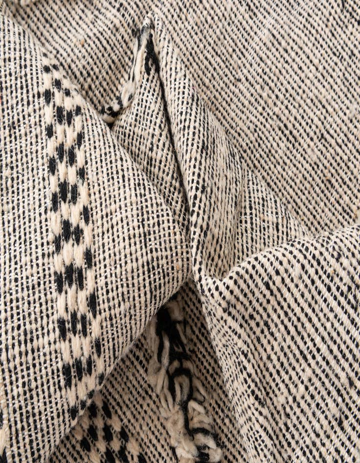 Detail image of  6' 8 x 9' 5  Hand Knotted Moroccan Wool Rug