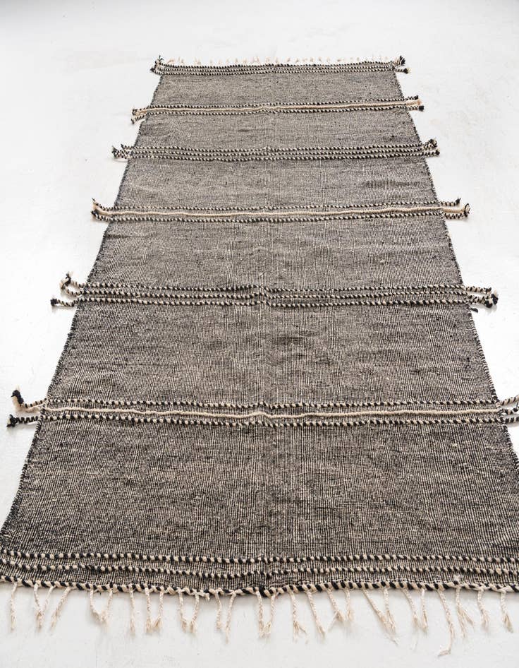 Detail image of  6' 9 x 10' 4  Hand Knotted Moroccan Wool Rug