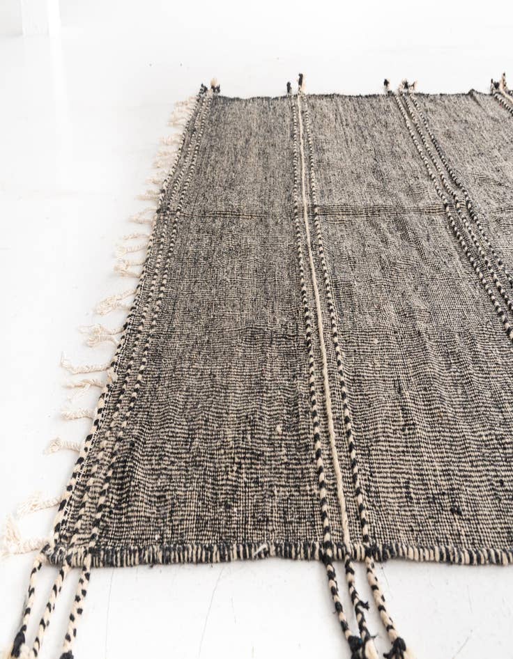 Detail image of  6' 9 x 10' 4  Hand Knotted Moroccan Wool Rug