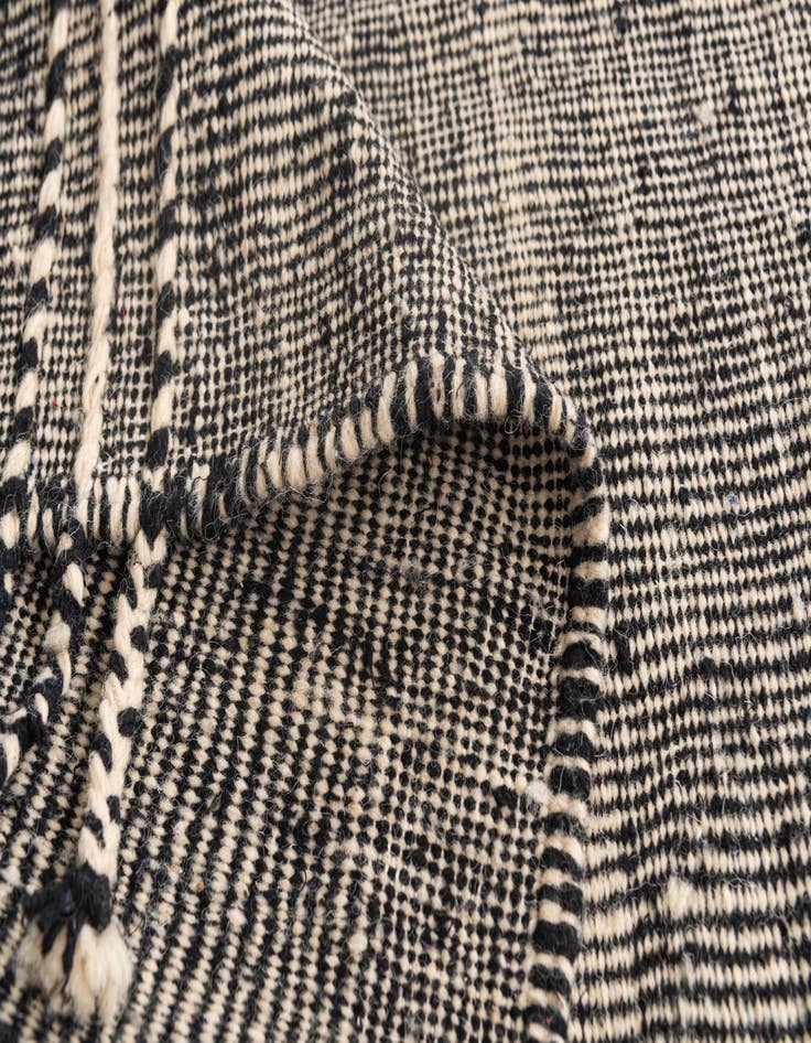 Detail image of  6' 9 x 10' 4  Hand Knotted Moroccan Wool Rug