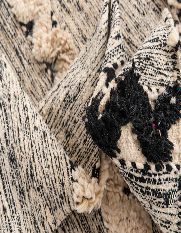 Detail image of  6' 6 x 9' 7  Hand Knotted Moroccan Wool Rug