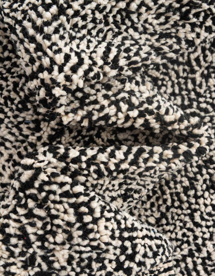 Detail image of  5' 2 x 8' 10  Hand Knotted Moroccan Wool Rug