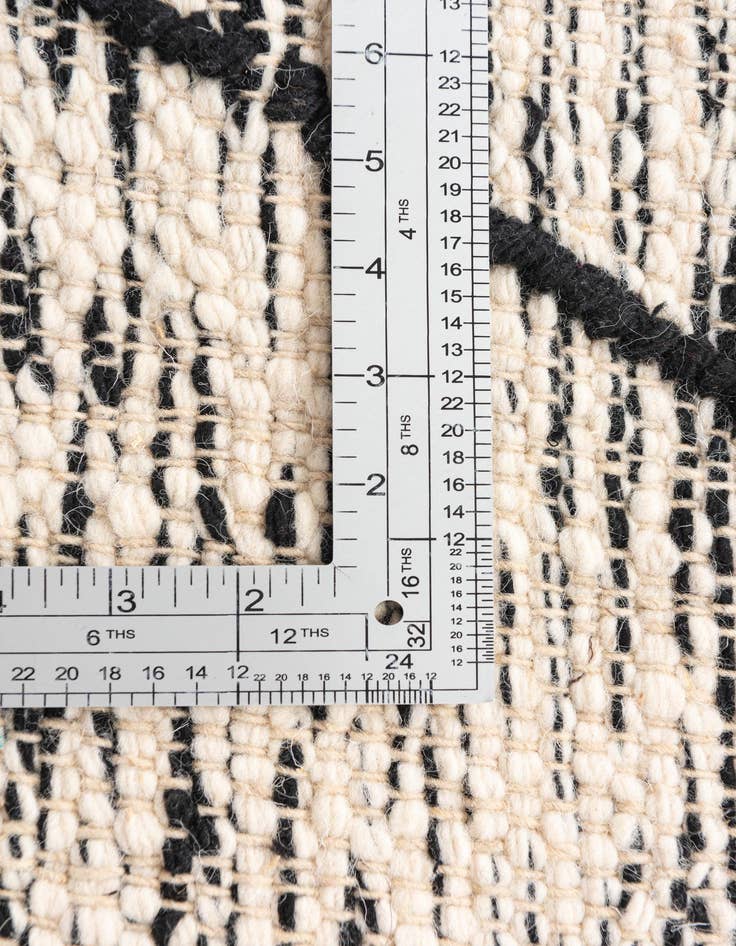 Detail image of  9' 1 x 12' 7  Hand Knotted Moroccan Wool Rug