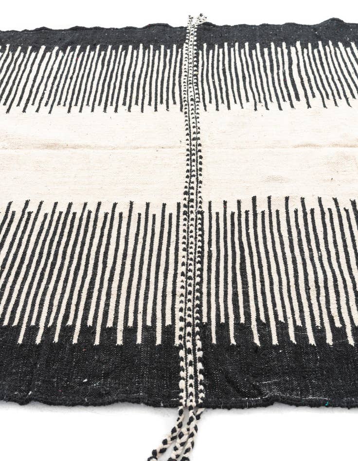 Detail image of  7' 4 x 11' 3  Hand Knotted Moroccan Wool Rug