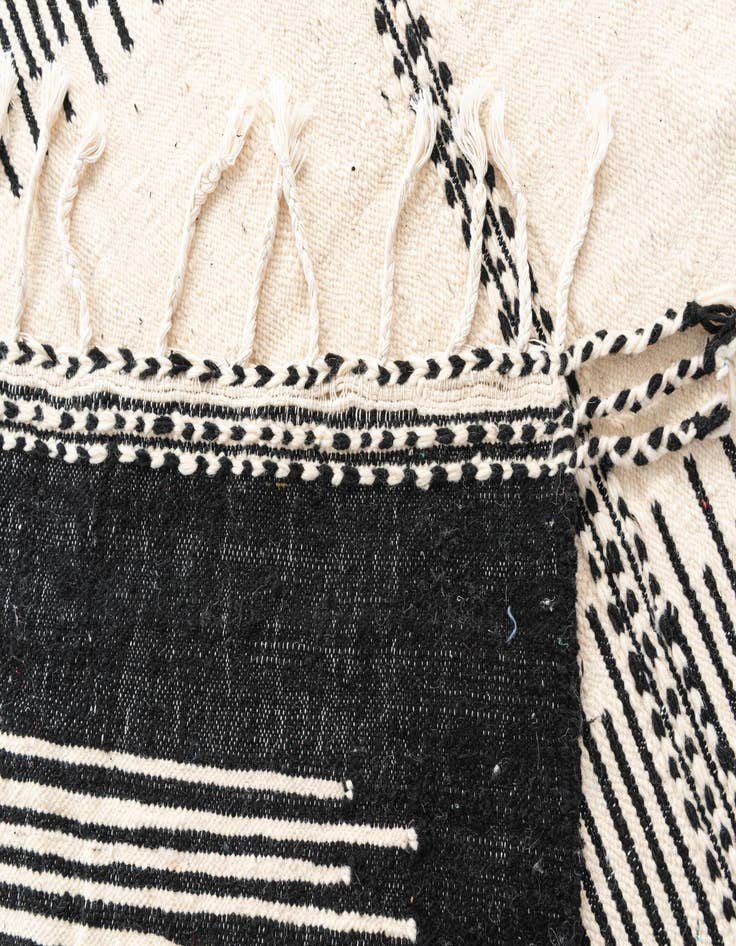 Detail image of  7' 4 x 11' 3  Hand Knotted Moroccan Wool Rug