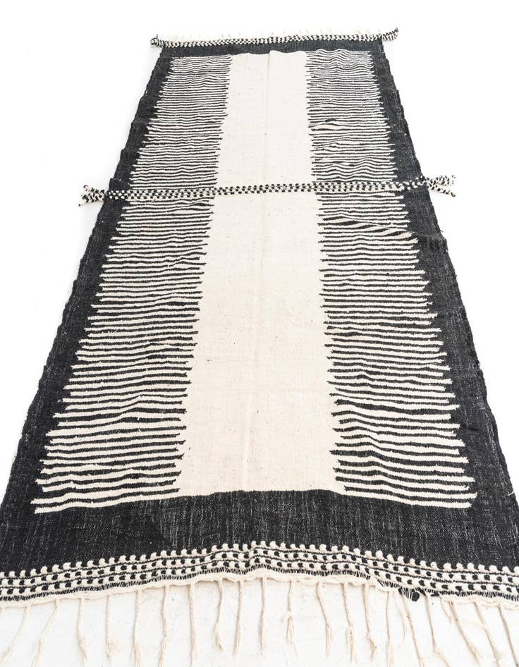 Detail image of  7' x 10' 5  Hand Knotted Moroccan Wool Rug