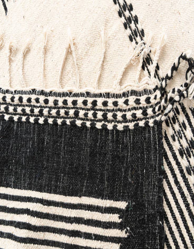 Detail image of  7' x 10' 5  Hand Knotted Moroccan Wool Rug