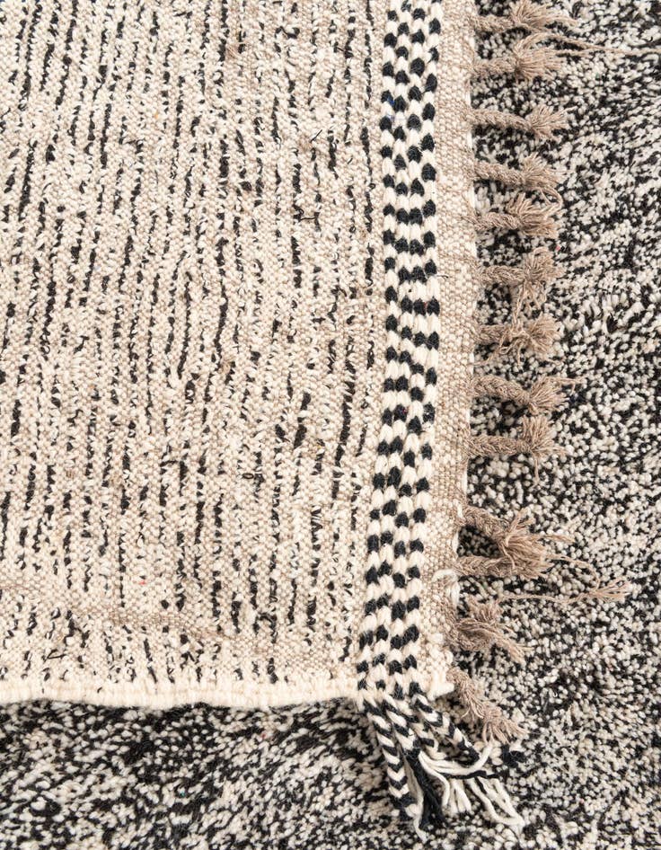 Detail image of  6' 9 x 9' 7  Hand Knotted Moroccan Wool Rug