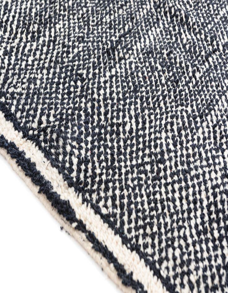 Detail image of  5' x 8' 9  Hand Knotted Moroccan Wool Rug