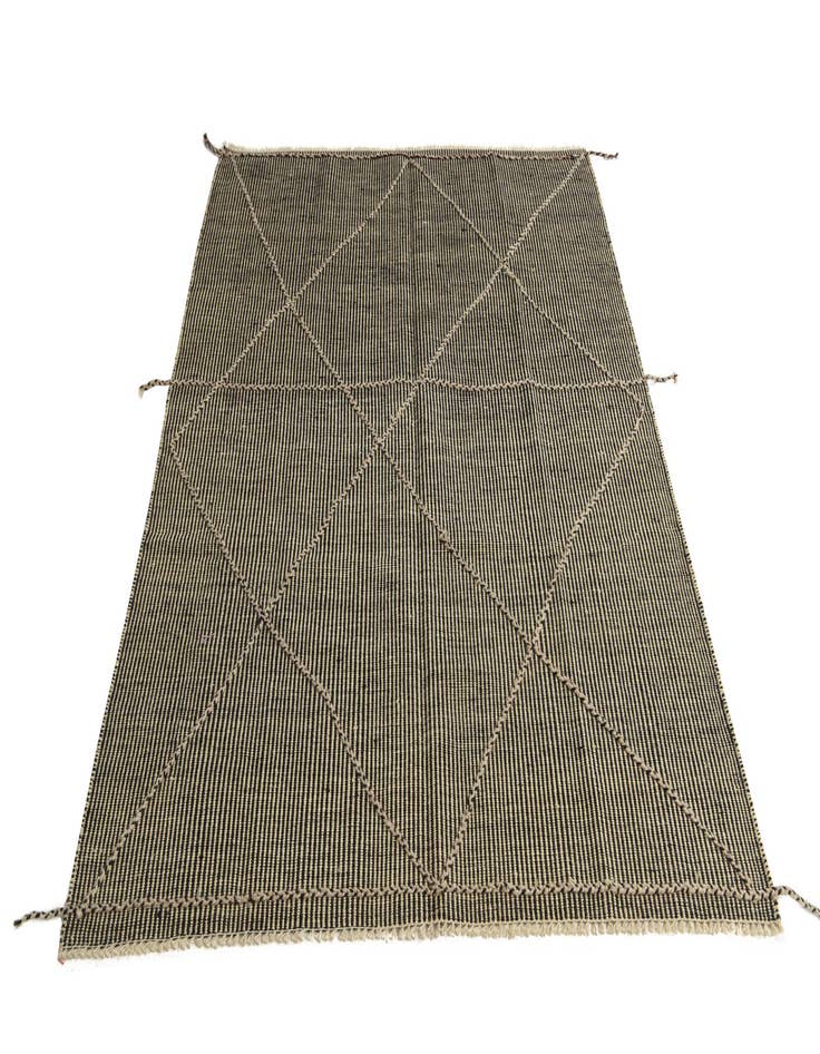 Detail image of  5' 6 x 7' 6  Hand Knotted Moroccan Wool Rug