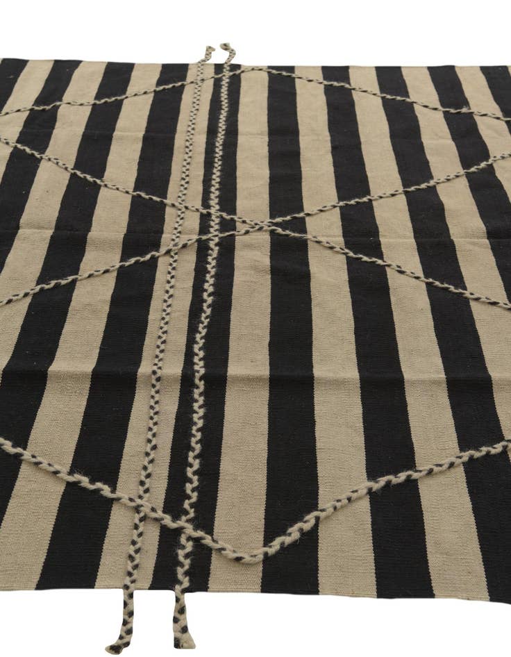 Detail image of  6' 8 x 9' 8  Hand Knotted Moroccan Wool Rug