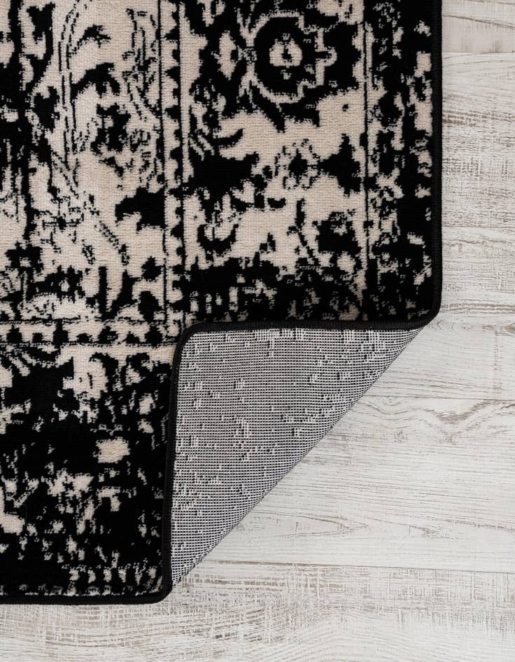 Detail image of  4' x 6' Oregon Rug