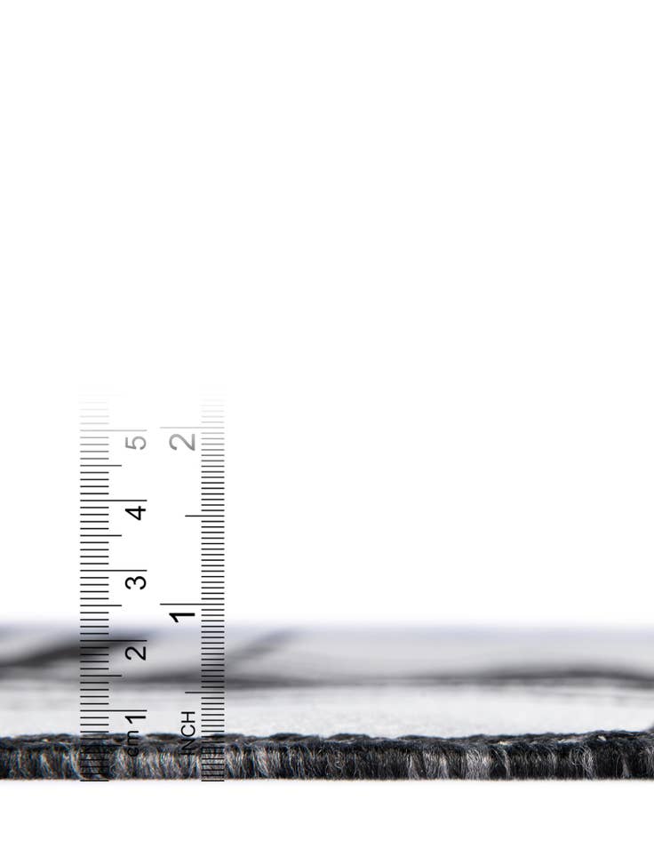 Detail image of  9' x 12'  Washable Checkered Indoor / Outdoor Rug