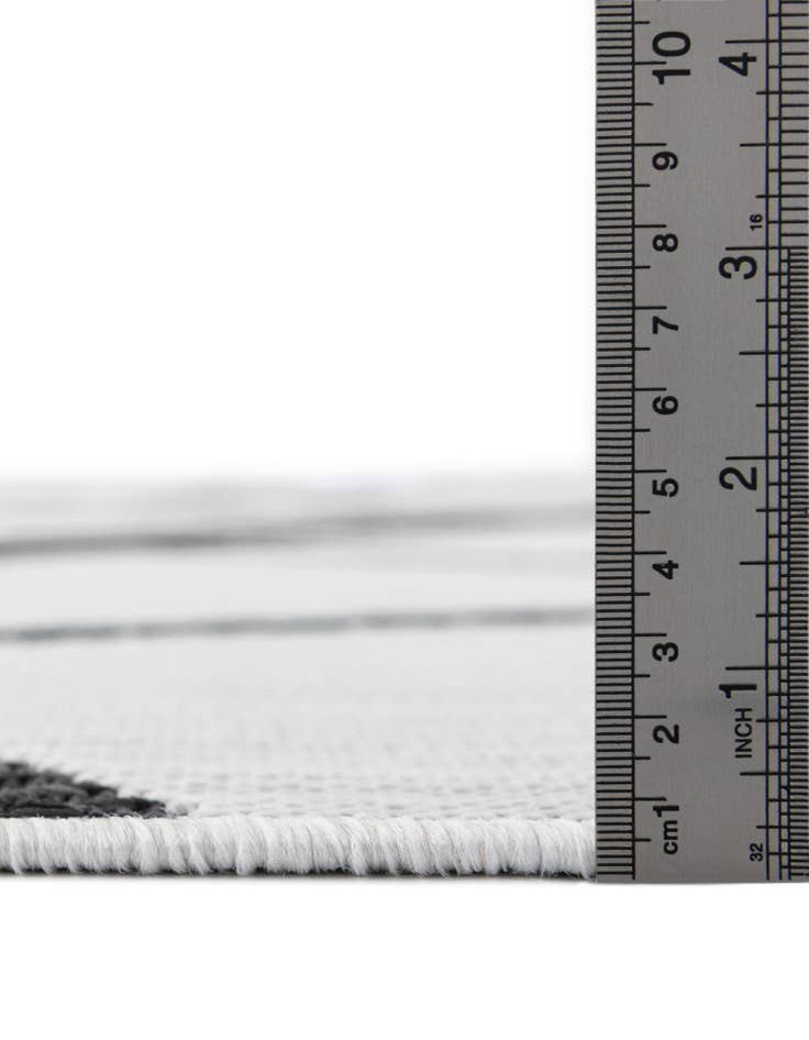 Detail image of  7' 10 x 10'  Washable Modern Indoor / Outdoor Rug