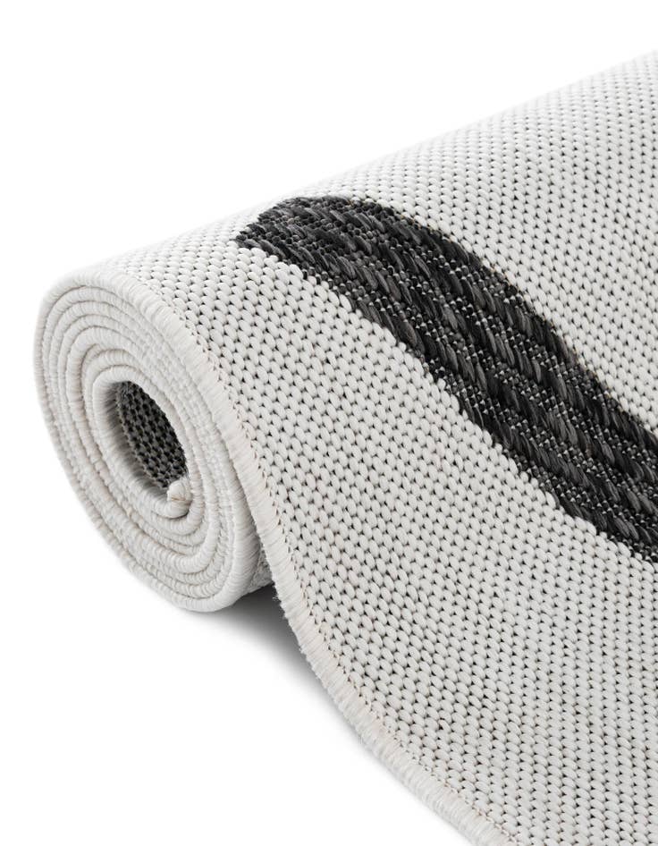 Detail image of  7' 10 x 10'  Washable Modern Indoor / Outdoor Rug