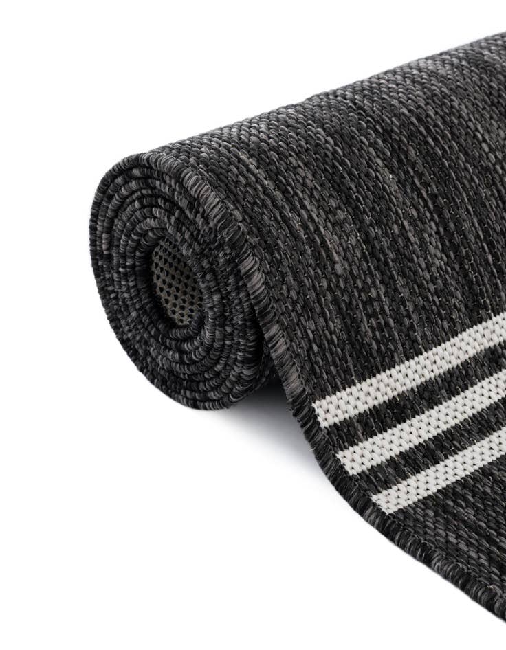 Detail image of  4' x 6'  Washable Modern Indoor / Outdoor Rug