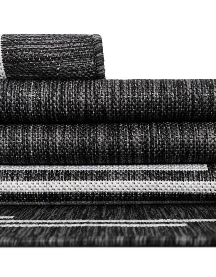 Detail image of  4' x 6'  Washable Modern Indoor / Outdoor Rug