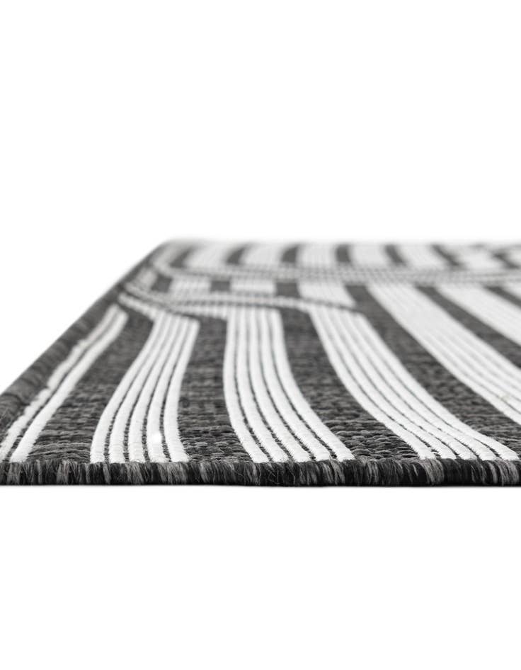 Detail image of  7' 10 x 10'  Washable Modern Indoor / Outdoor Rug