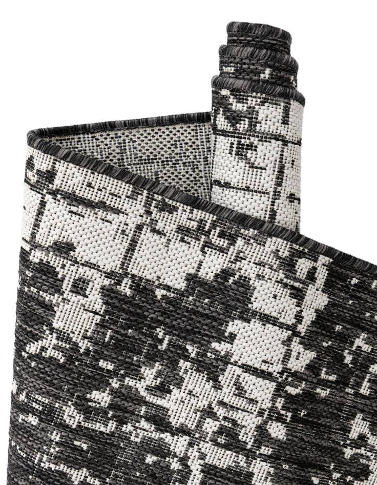 Detail image of  4' x 6'  Washable Modern Indoor / Outdoor Rug