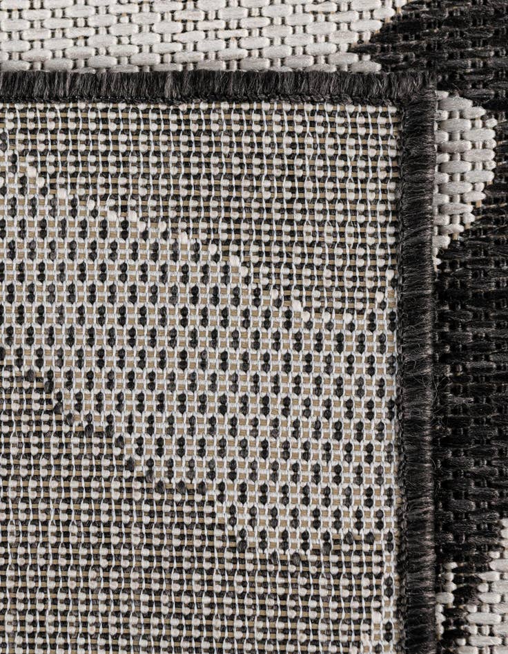 Detail image of  7' 10 x 10'  Washable Modern Indoor / Outdoor Rug