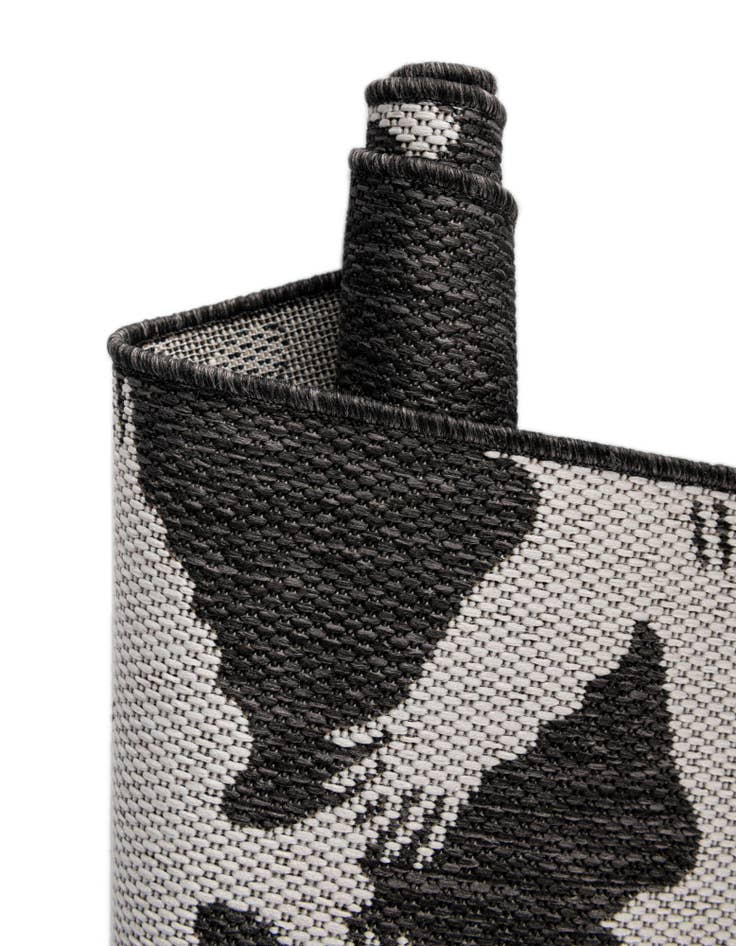 Detail image of  7' 10 x 10'  Washable Modern Indoor / Outdoor Rug